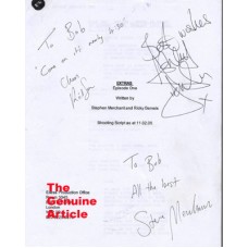 EXTRAS Cast Signed Original Shooting Script UACC COA RICKY GERVAIS STEPHEN MERCHANT ASHLEY JENSEN
