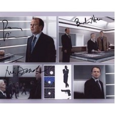 QUANTUM OF SOLACE Cast x3 Signed Montage Photo UACC COA