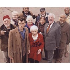 WHITFIELD June Dr Who Autograph 420G UACC